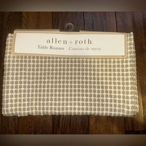Table runner